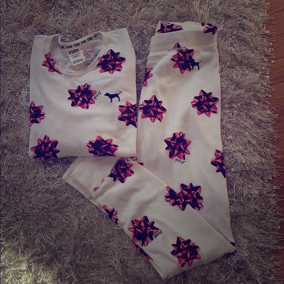 PINK Victoria's Secret Other - Matching VS Pink ribbon pajama set